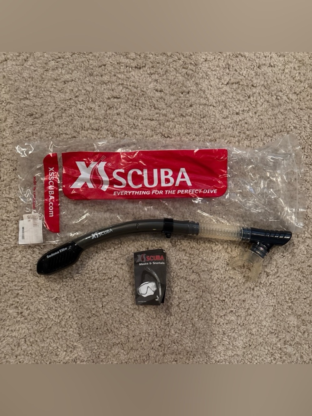 NWT New XS Scuba Sedona Elite Dry Top Swimming Diving Sport Water Snorkel